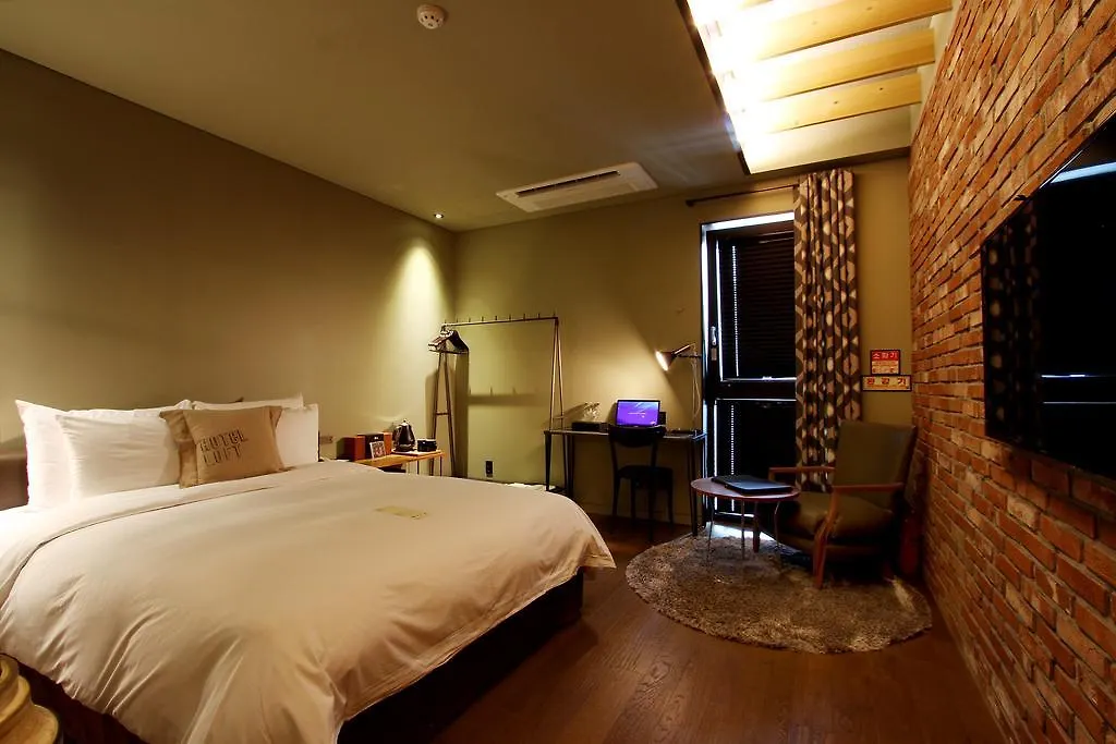 Boutique Hotel Loft Seoul 3*,